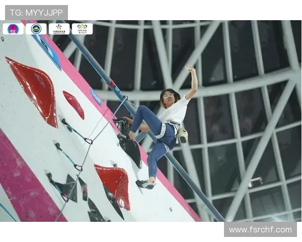 成都攀岩队在全国攀岩技术排行榜中荣获第八名的佳绩引发关注