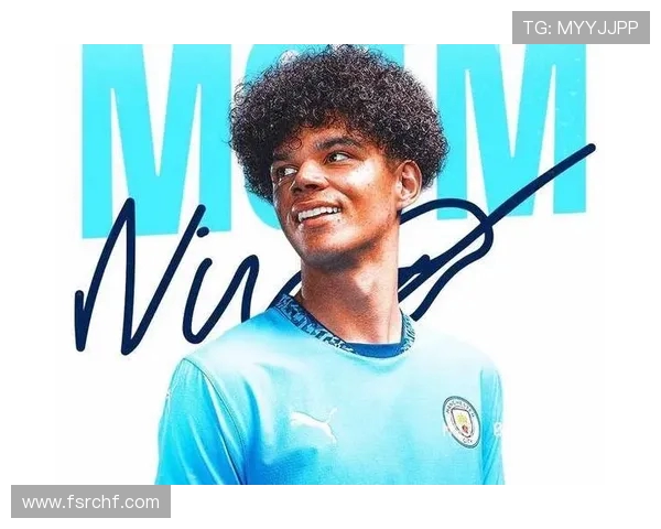 哈维西蒙斯的崛起之路:从青训新星到足球场上的闪耀明星 哈维西蒙斯的崛起之路:从青训新星到足球场上的闪耀明星